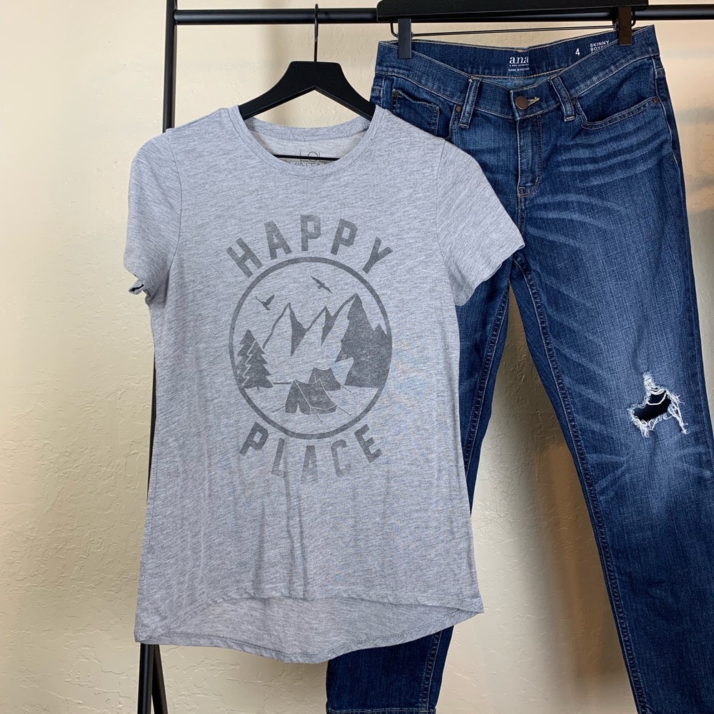LOL Vintage Happy Place T-shirt Medium